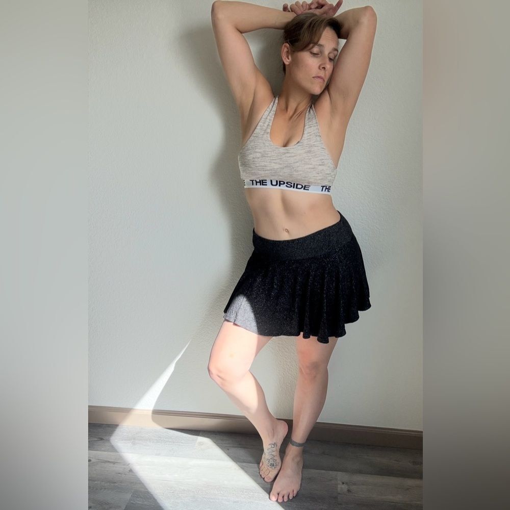 Urban Outfitters Skort Marled Black Medium Flowy Soft Skater Skirt